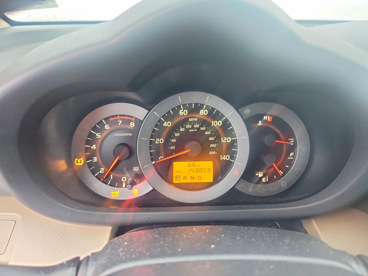 2010 TOYOTA RAV4 photo 9