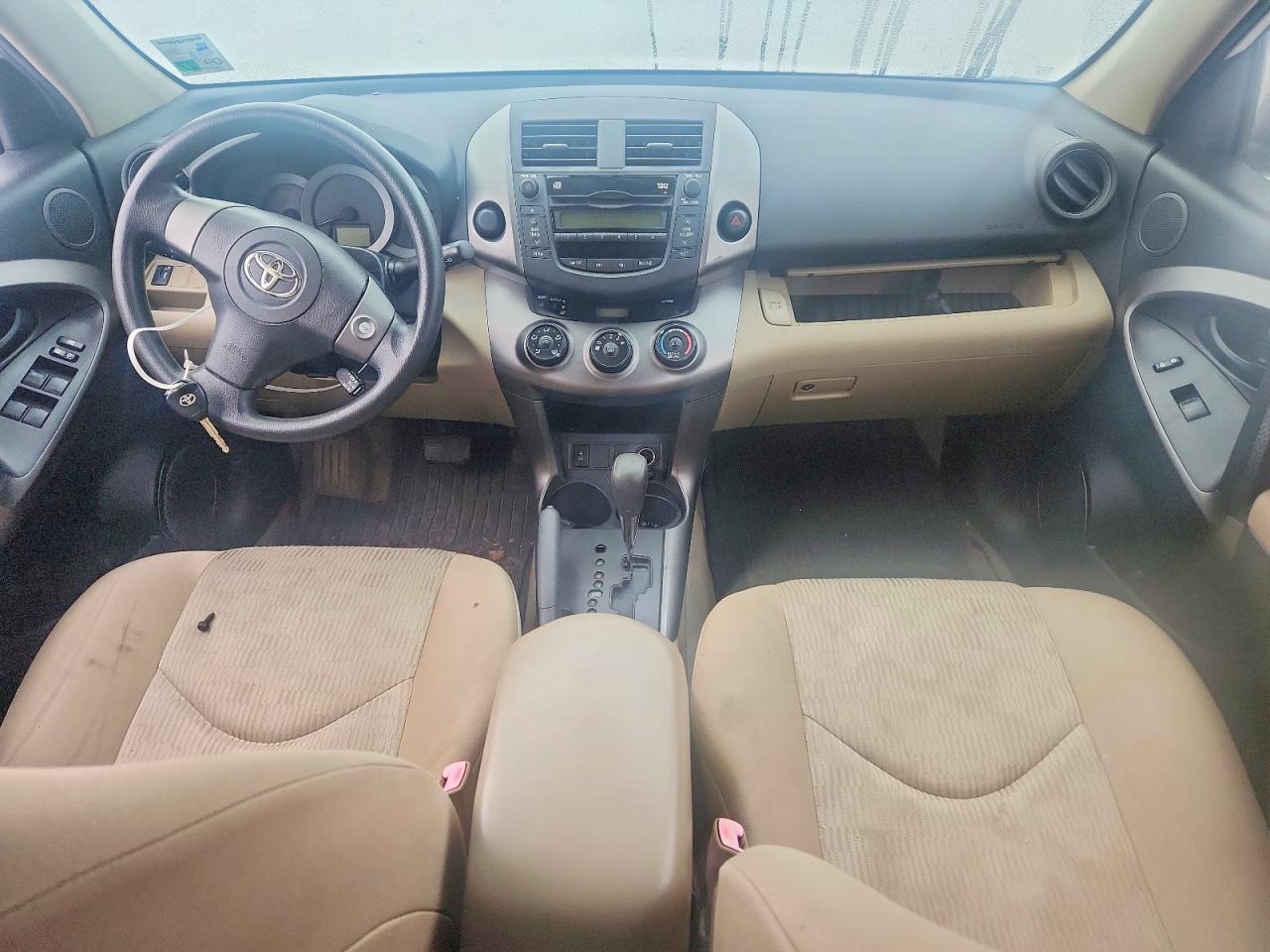 2010 TOYOTA RAV4 photo 8