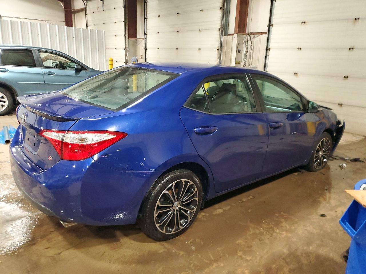 2014 TOYOTA COROLLA L photo 3