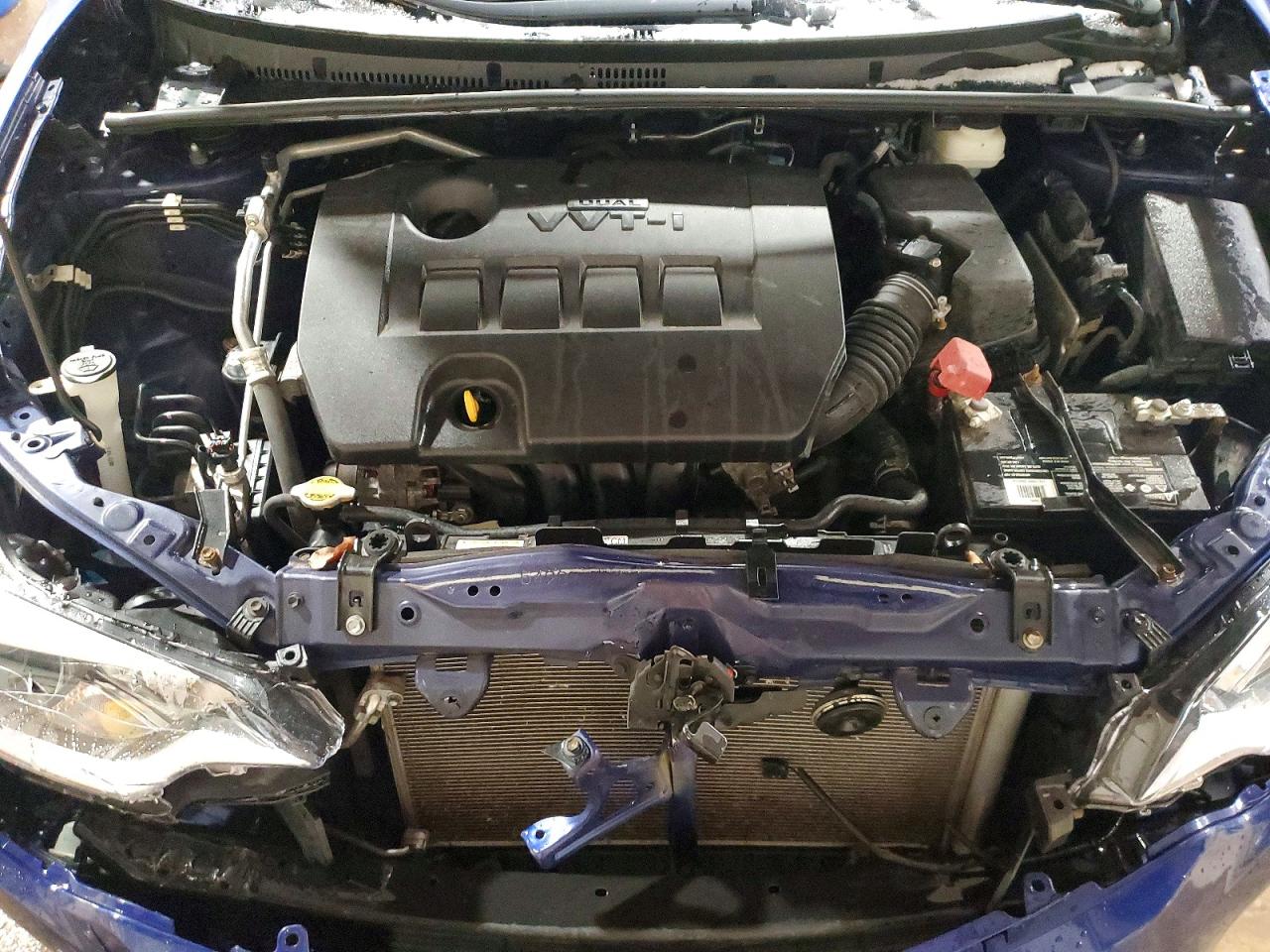 2014 TOYOTA COROLLA L photo 11