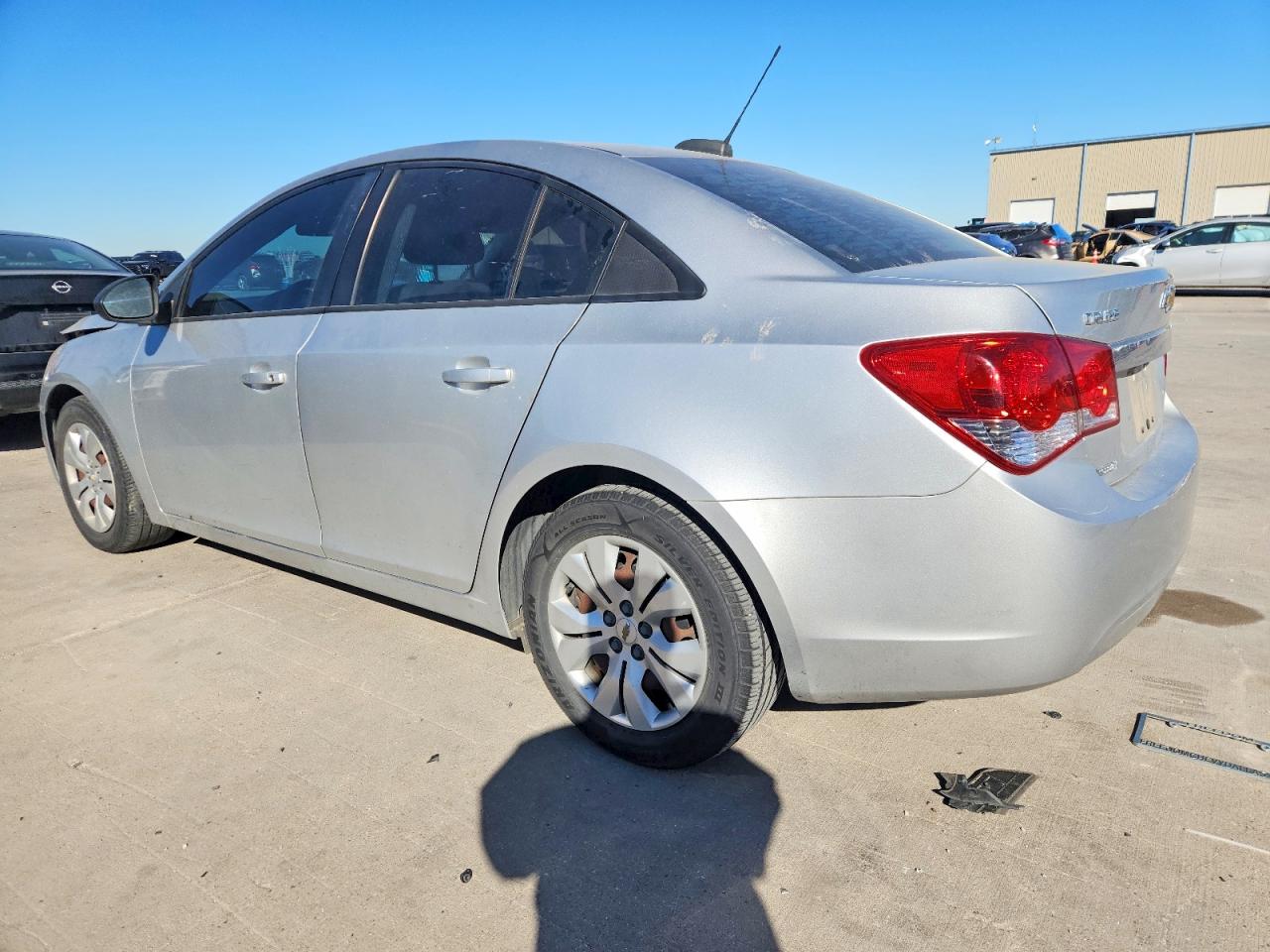 2015 CHEVROLET CRUZE LS photo 2
