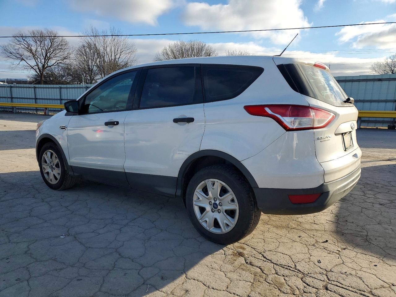 2014 FORD ESCAPE S photo 2