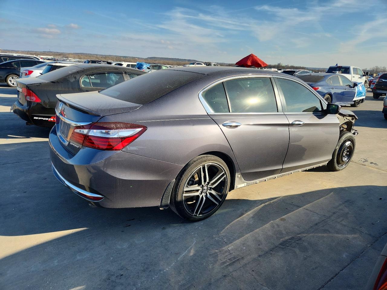 2017 HONDA ACCORD SPORT photo 3