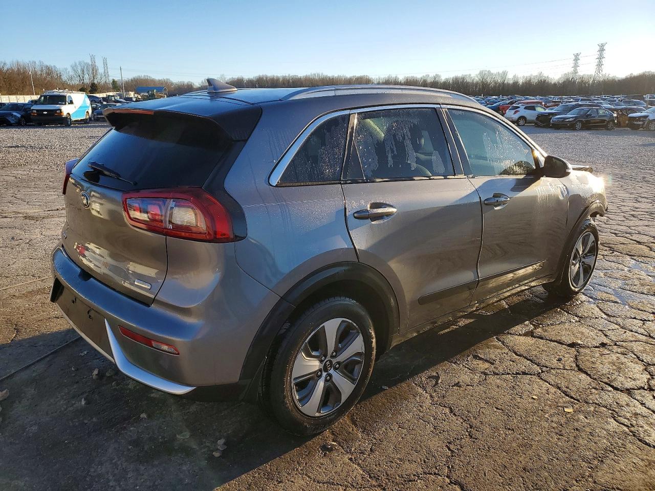 2017 KIA NIRO EX photo 3