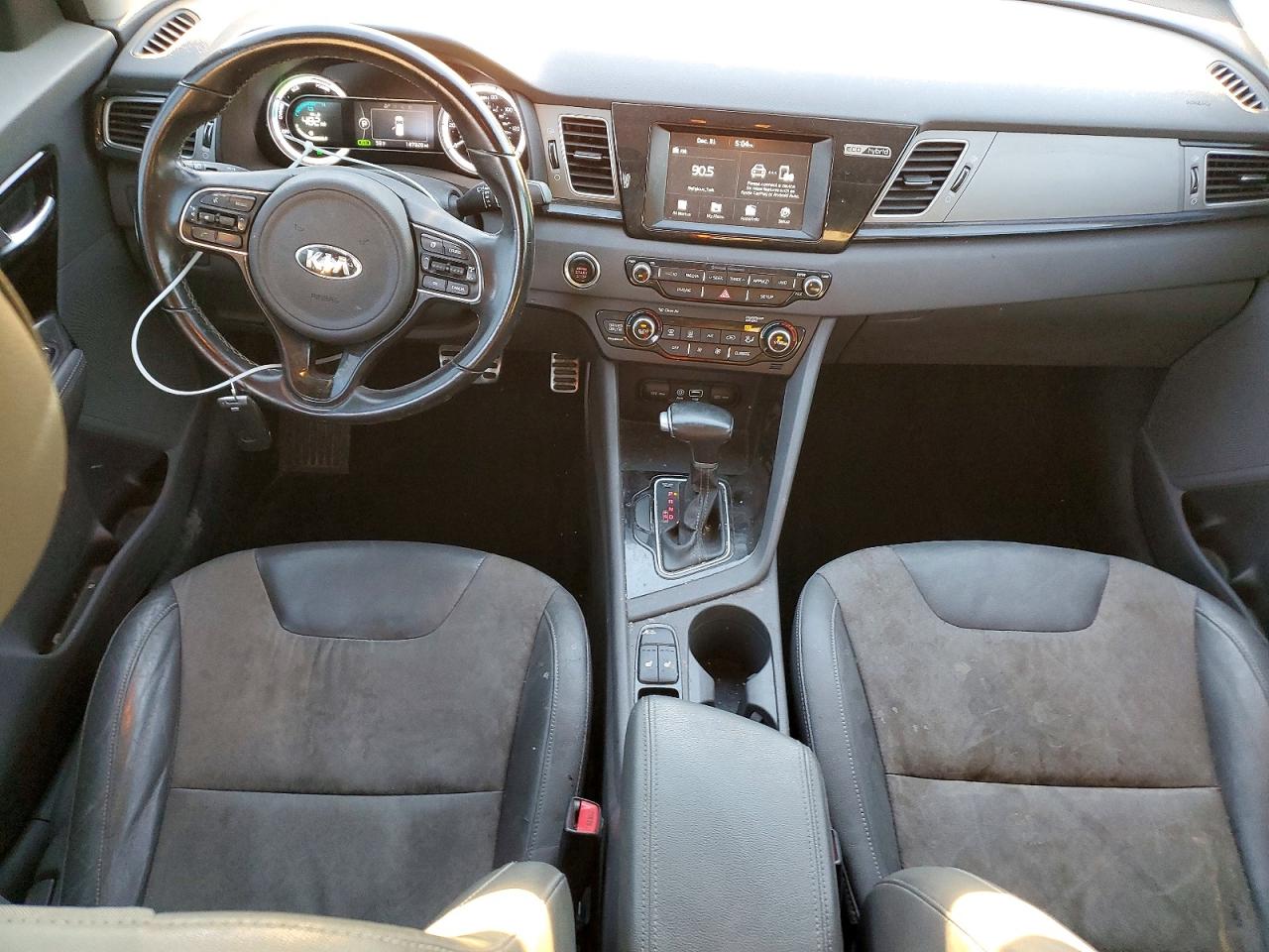 2017 KIA NIRO EX photo 8