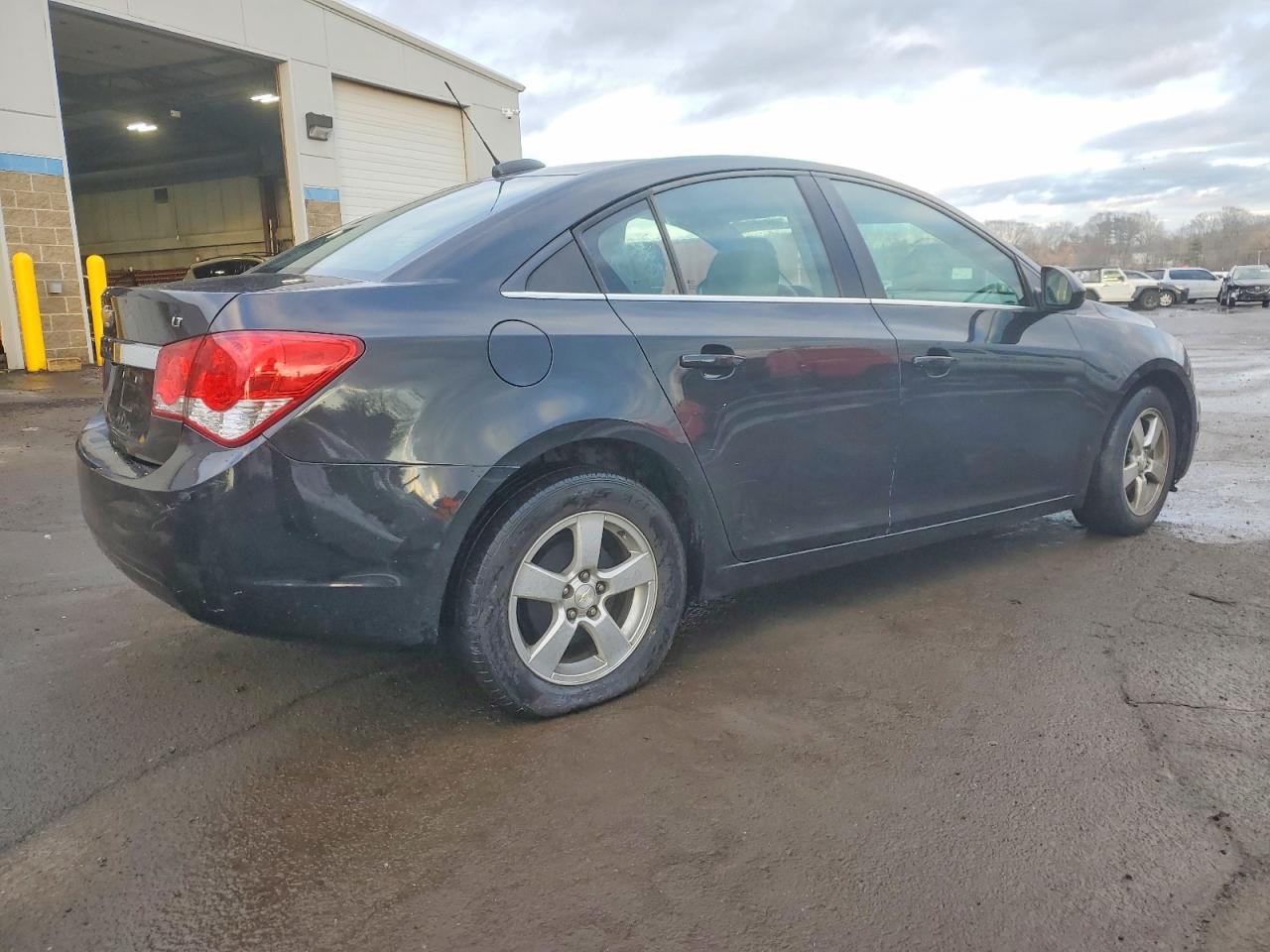 2016 CHEVROLET CRUZE LIMITED LT photo 3