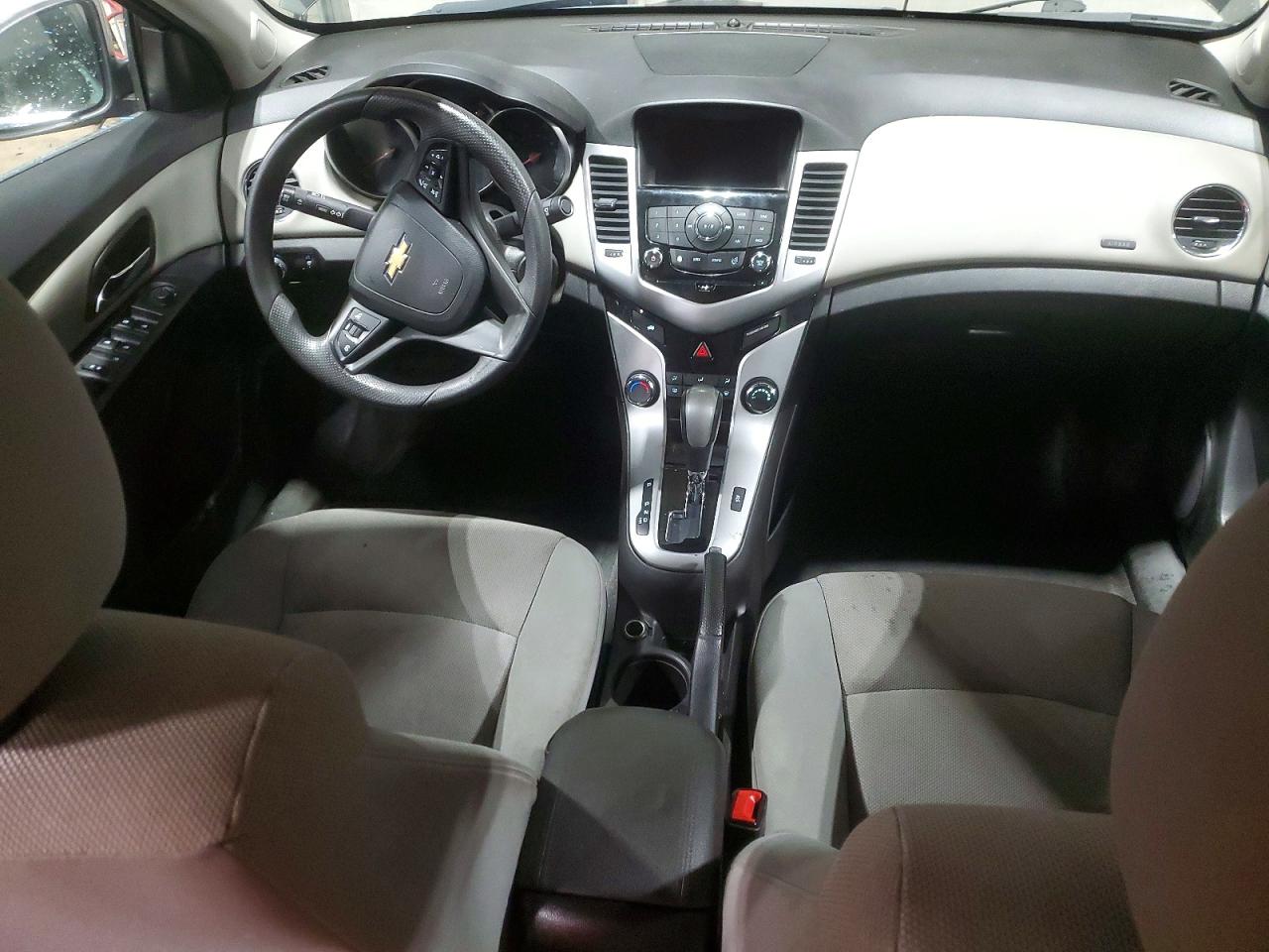 2016 CHEVROLET CRUZE LIMITED LT photo 8