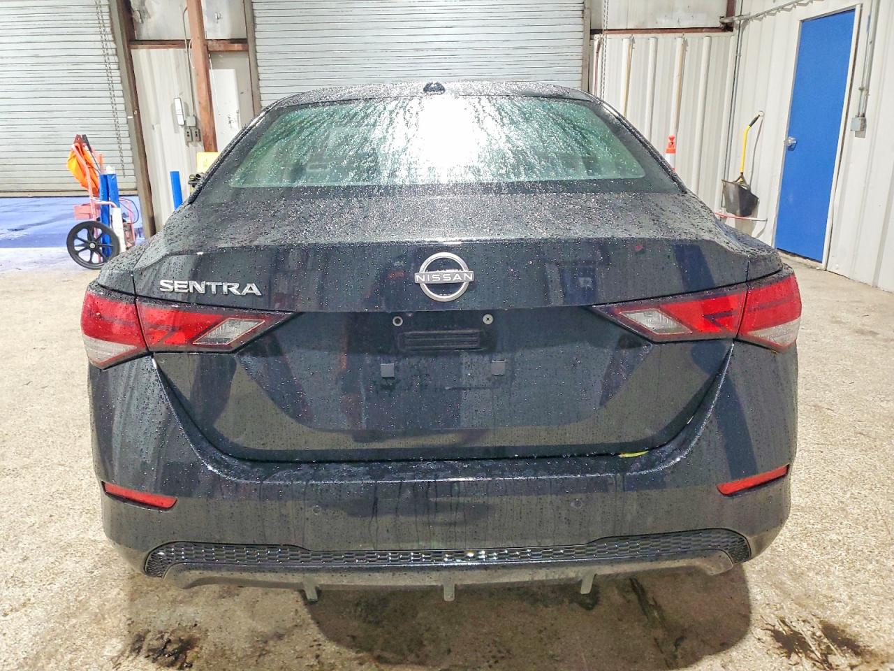 2025 NISSAN SENTRA SV photo 6
