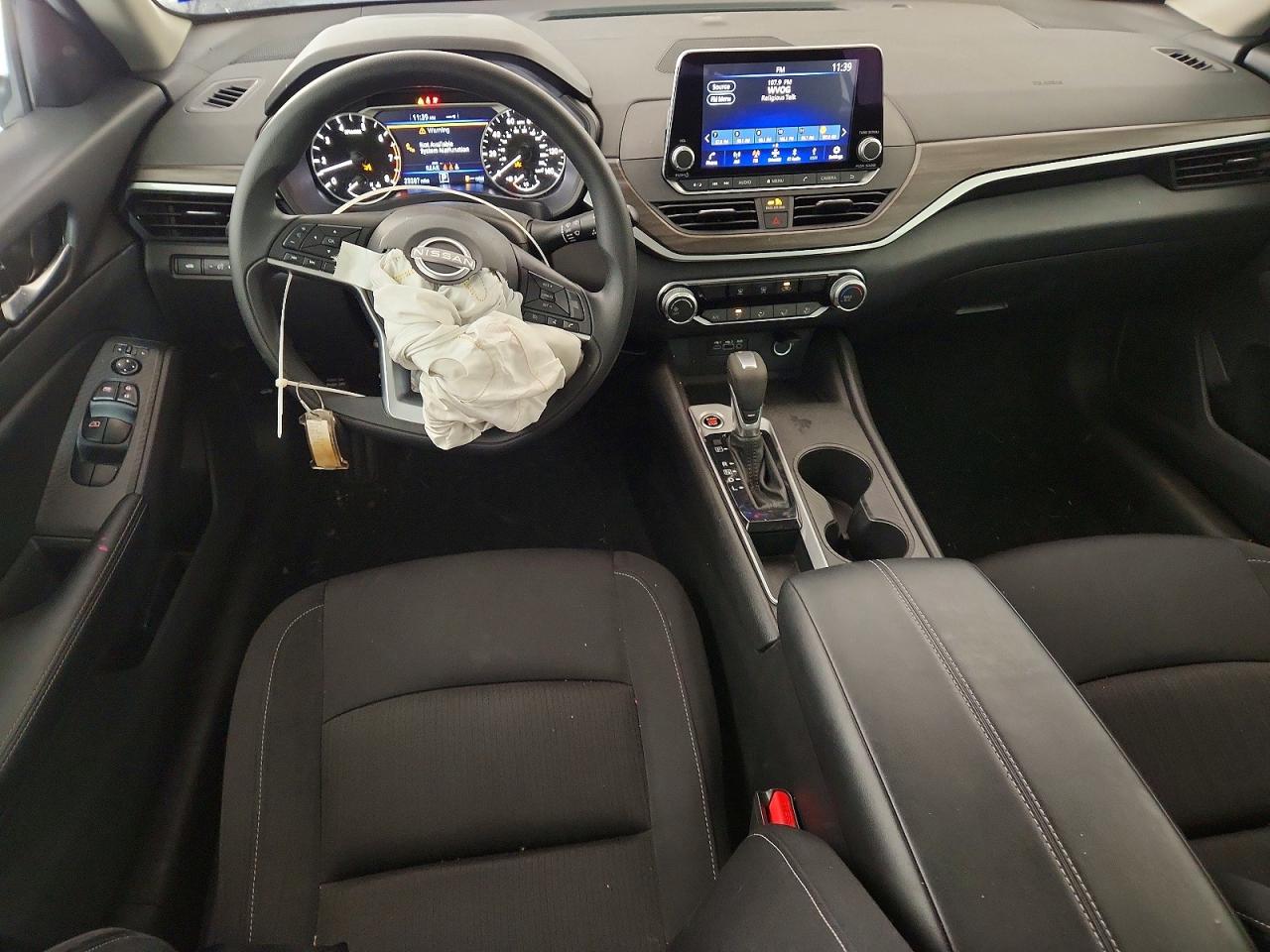 2025 NISSAN ALTIMA SV photo 8