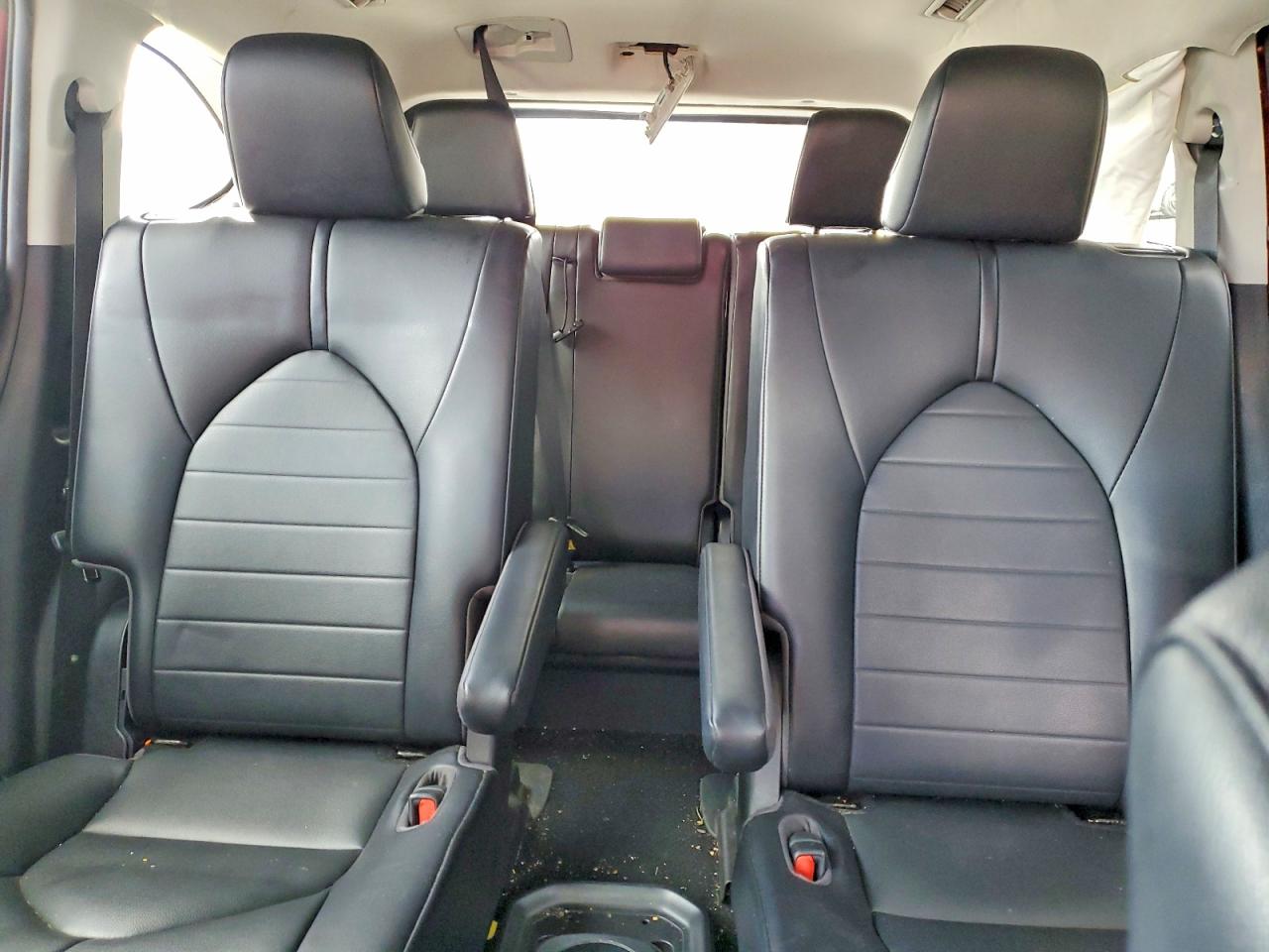 2021 TOYOTA HIGHLANDER XLE photo 10