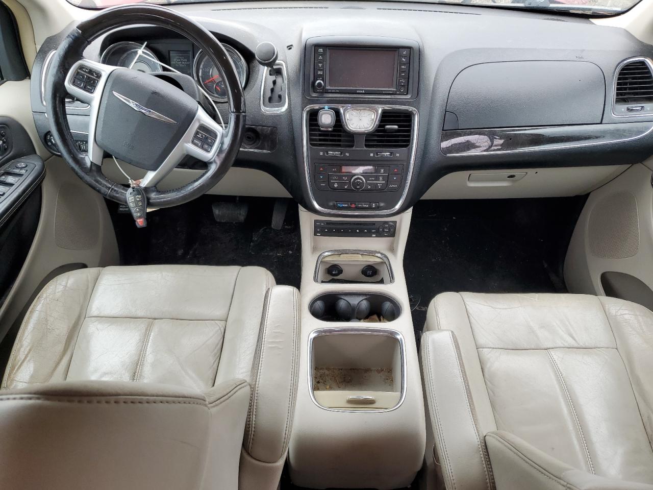 2012 CHRYSLER TOWN & COUNTRY LIMITED photo 8