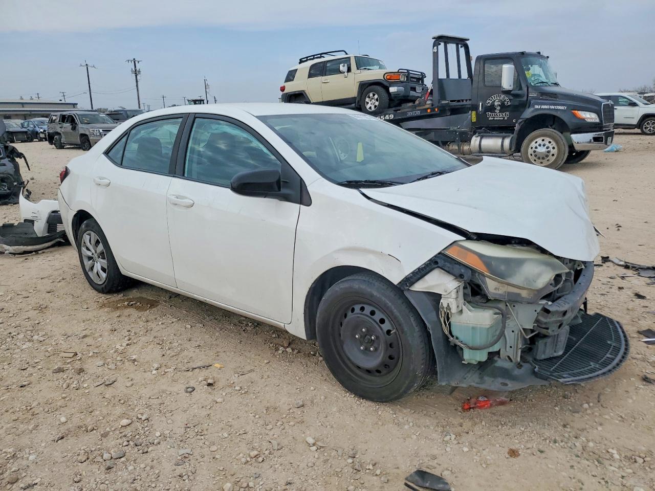 2015 TOYOTA COROLLA L photo 4