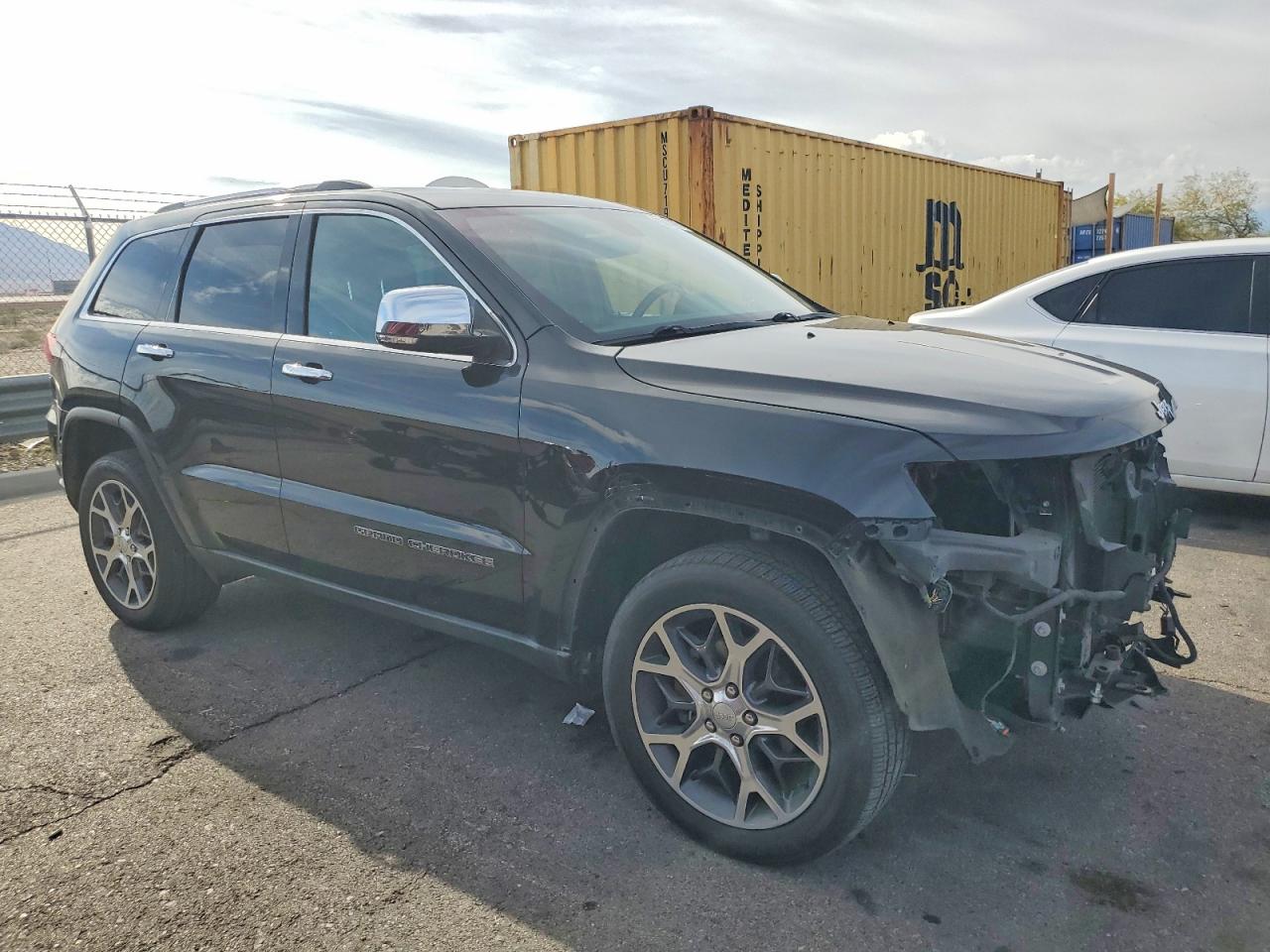 2019 JEEP GRAND CHEROKEE LIMITED photo 4