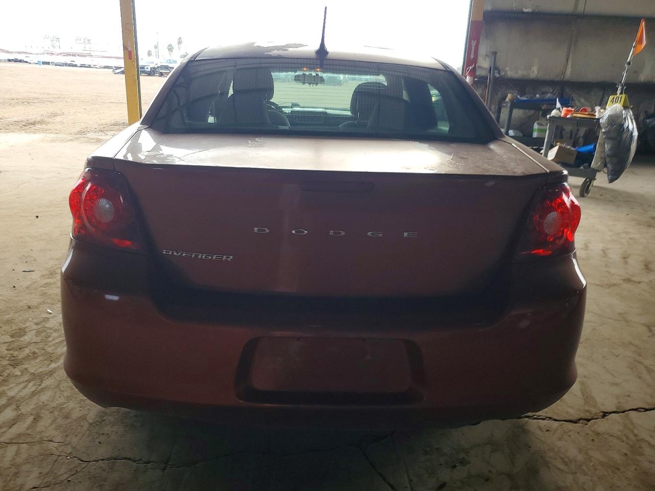 2012 DODGE AVENGER SE photo 6