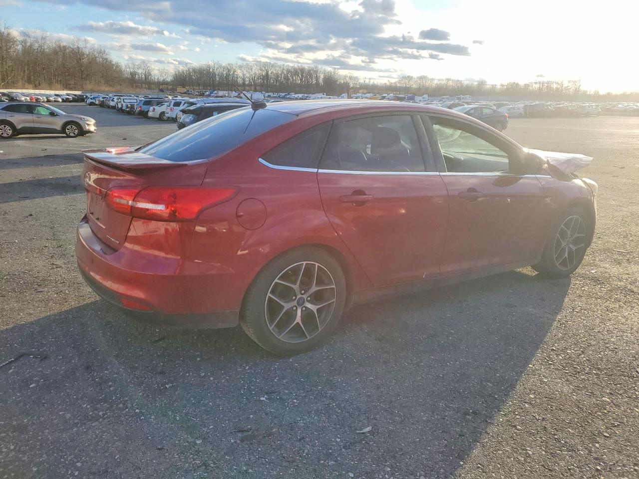 2017 FORD FOCUS TITANIUM photo 3