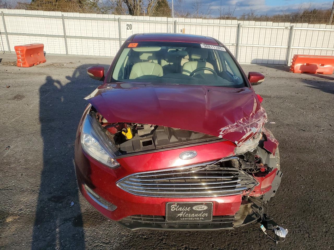 2017 FORD FOCUS TITANIUM photo 5