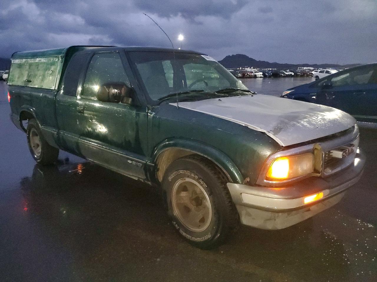 1996 CHEVROLET S TRUCK S10 photo 4
