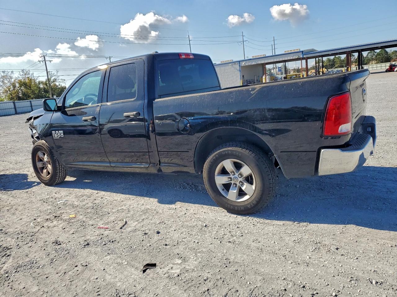 2022 RAM 1500 CLASSIC TRADESMAN photo 2