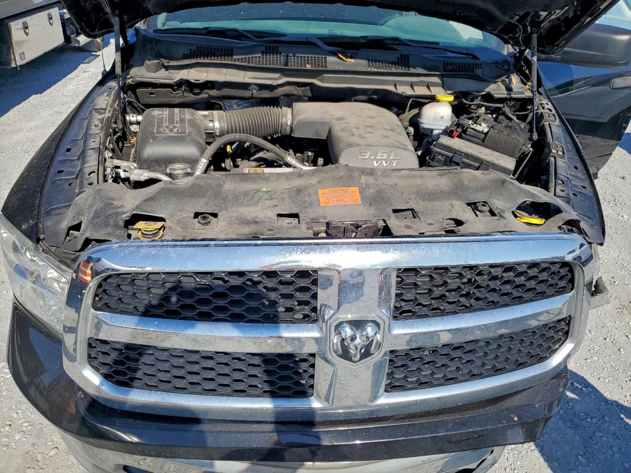 2022 RAM 1500 CLASSIC TRADESMAN photo 11