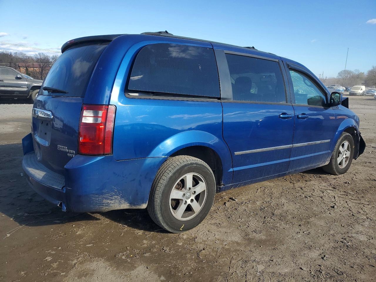 2010 DODGE GRAND CARAVAN SXT photo 3