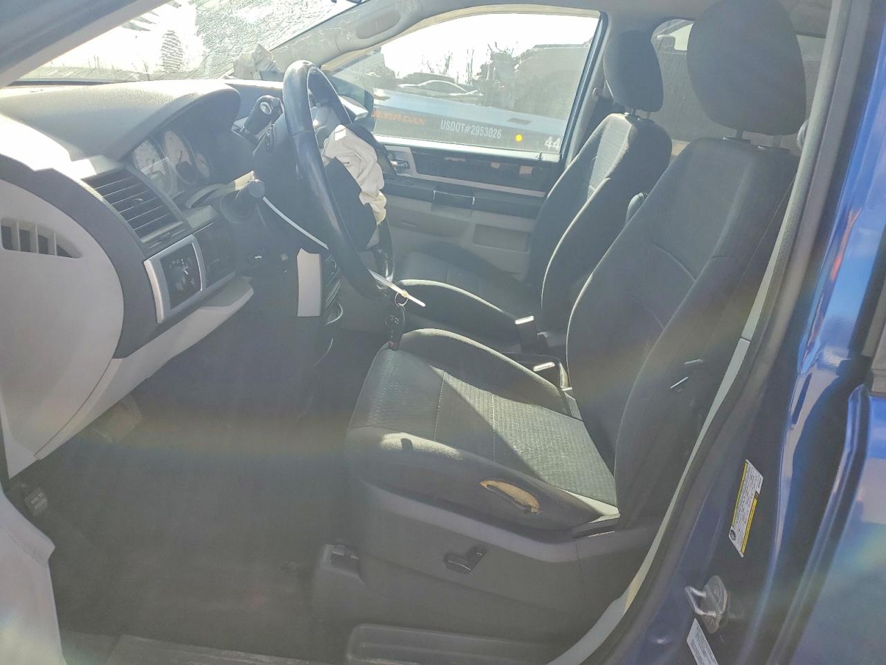 2010 DODGE GRAND CARAVAN SXT photo 7