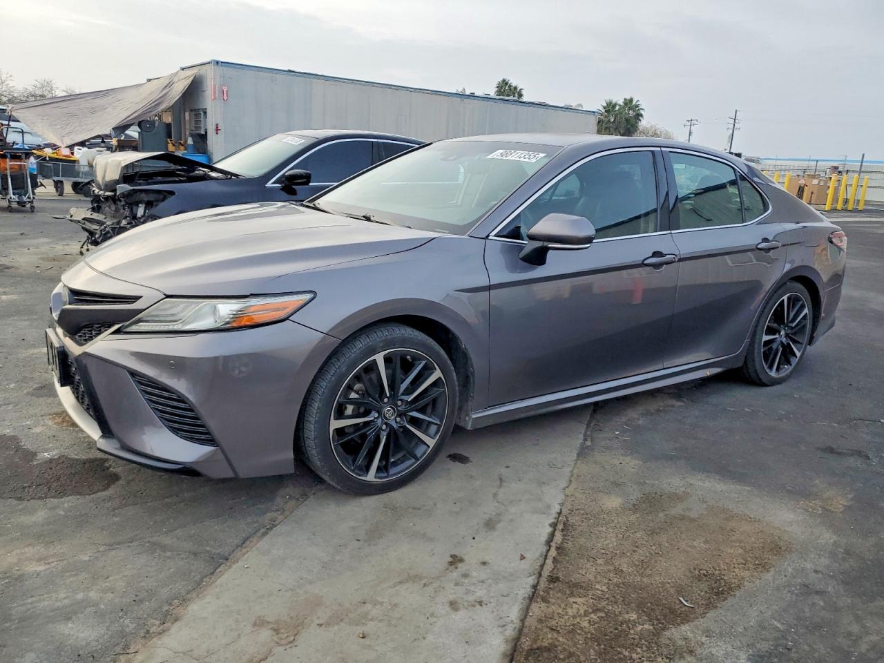 2018 TOYOTA CAMRY