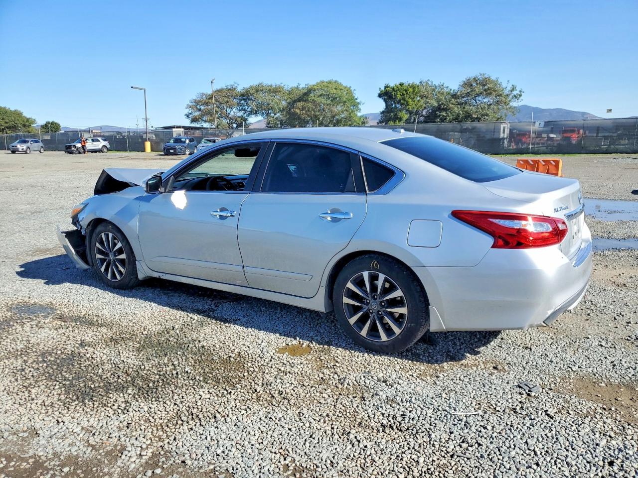 2017 NISSAN ALTIMA 2.5 photo 2