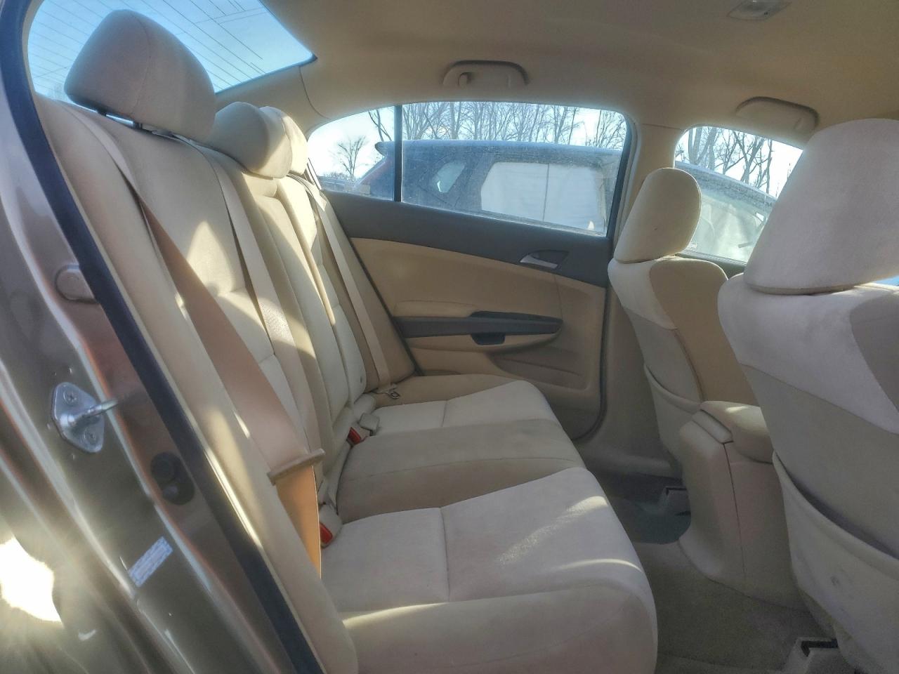 2009 HONDA ACCORD LX photo 10