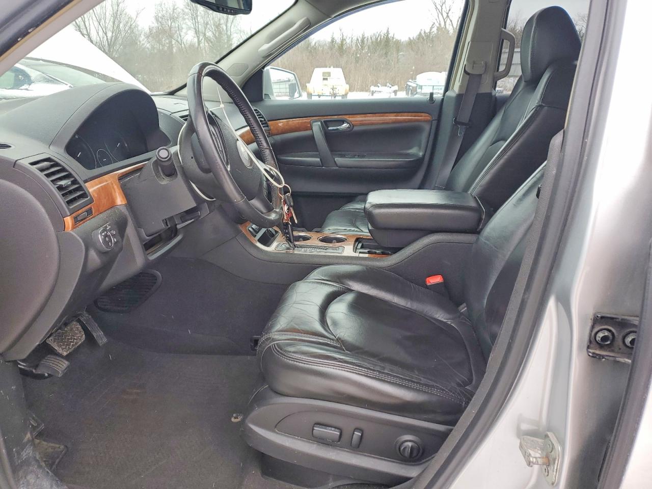 2009 SATURN OUTLOOK XR photo 7