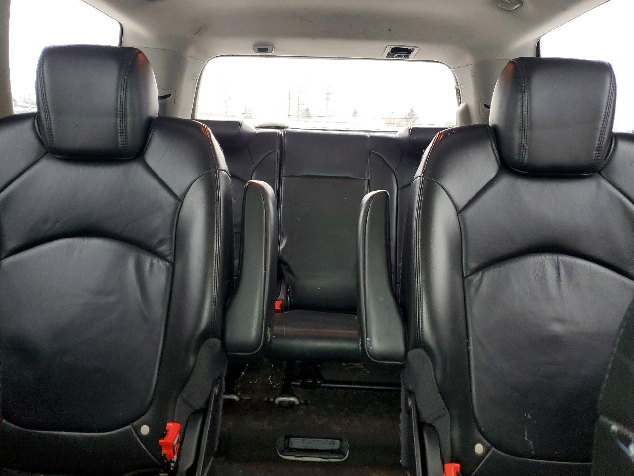 2009 SATURN OUTLOOK XR photo 10