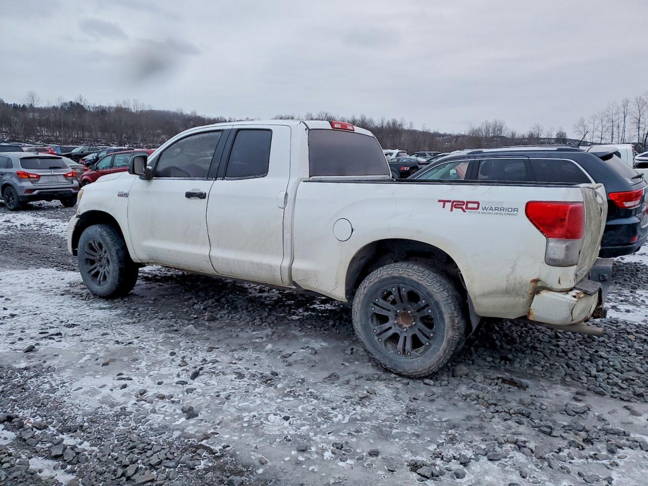 2010 TOYOTA TUNDRA DOUBLE CAB SR5 photo 2