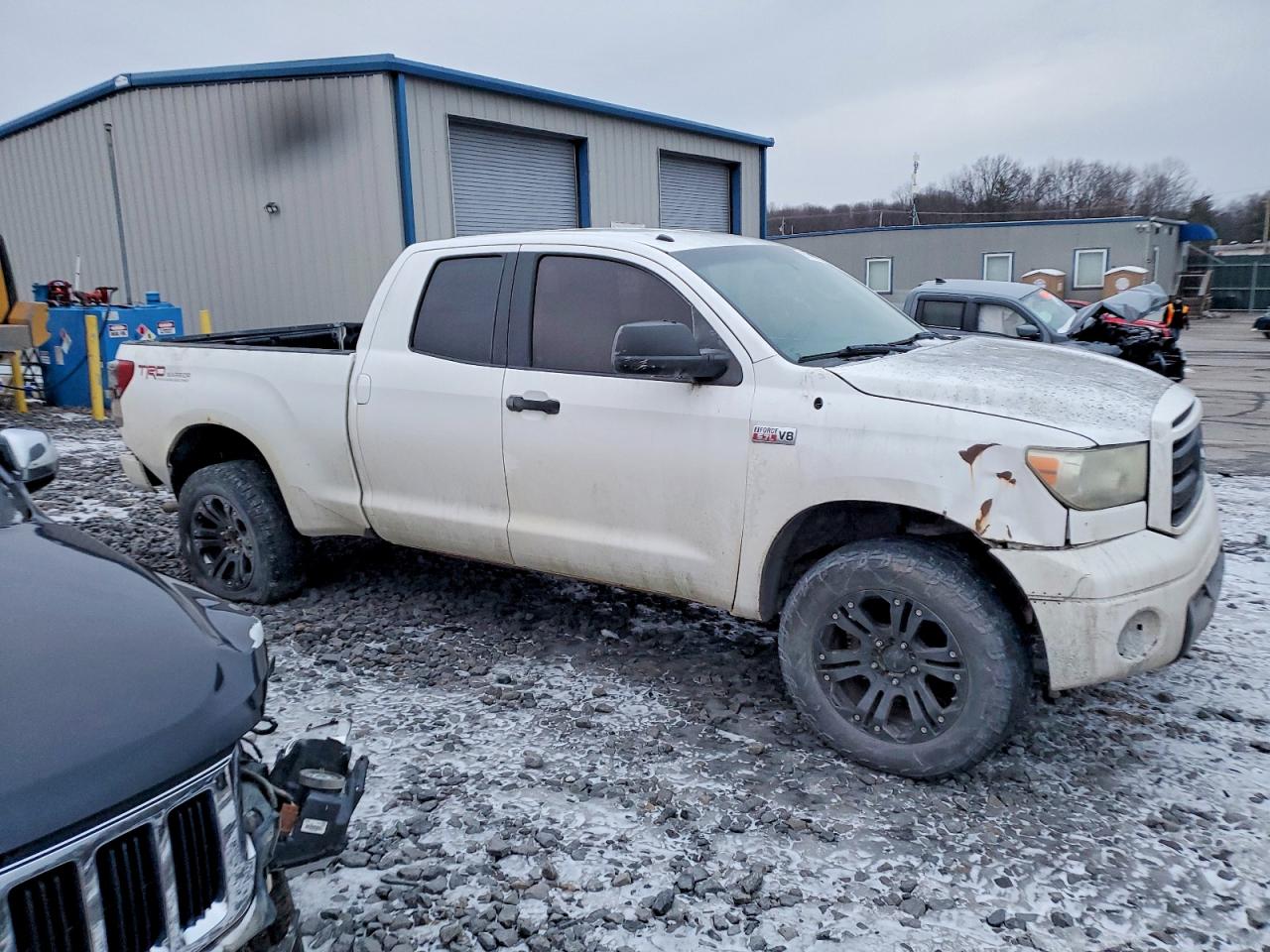 2010 TOYOTA TUNDRA DOUBLE CAB SR5 photo 4