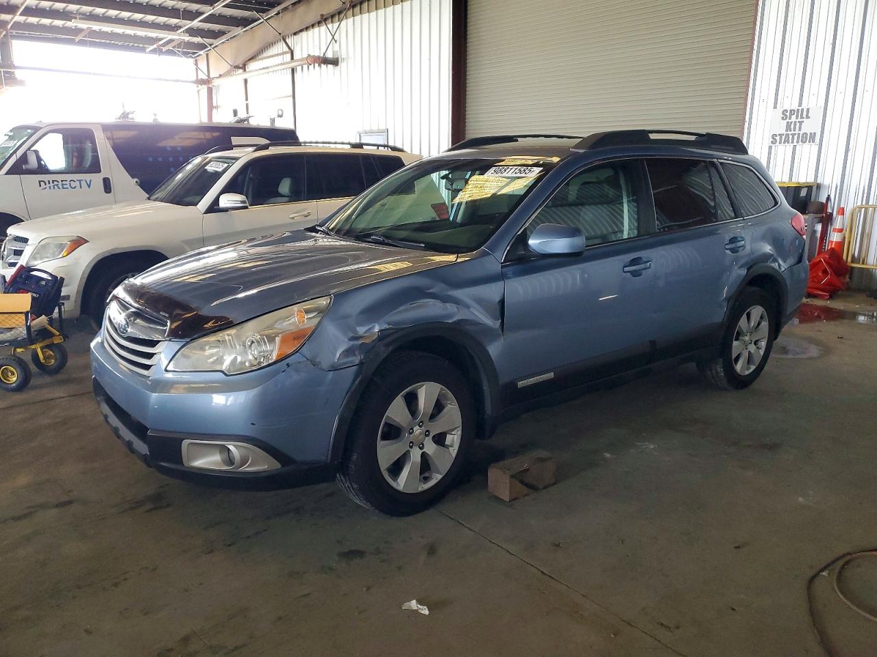 2011 SUBARU OUTBACK