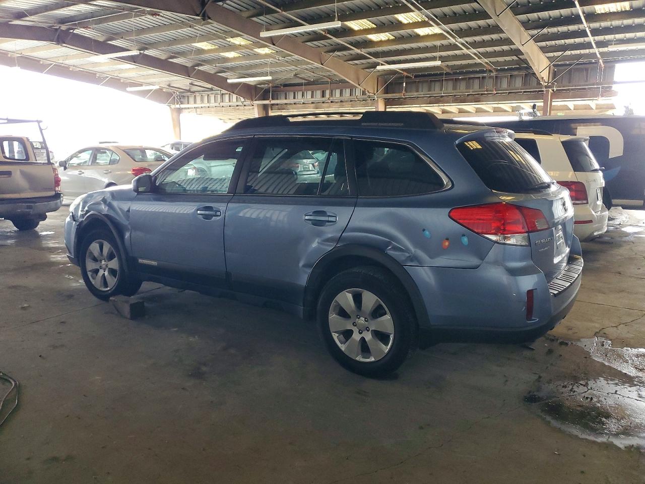2011 SUBARU OUTBACK 2.5I PREMIUM photo 2