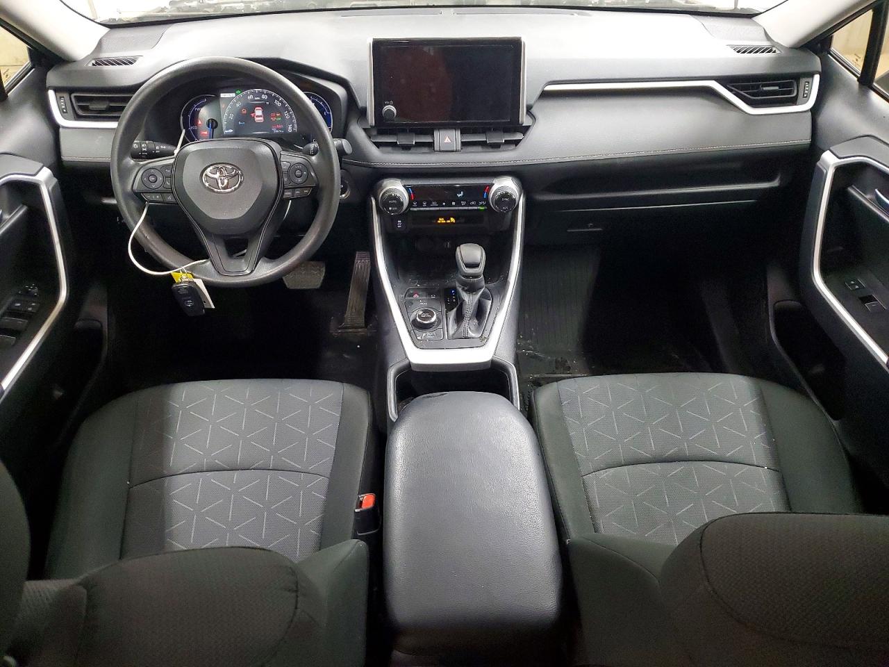 2024 TOYOTA RAV4 photo 8