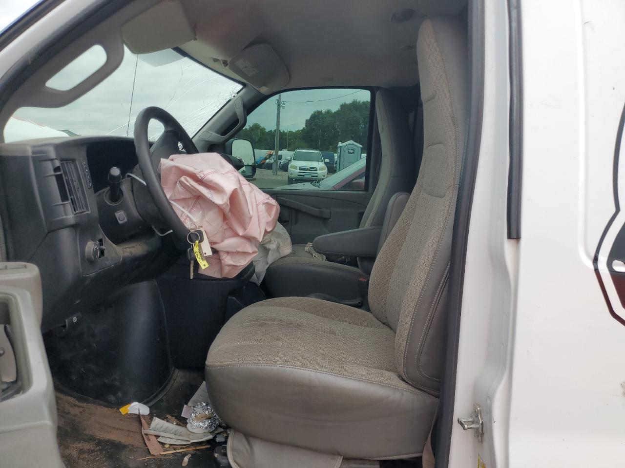 2016 CHEVROLET EXPRESS G3500 photo 7