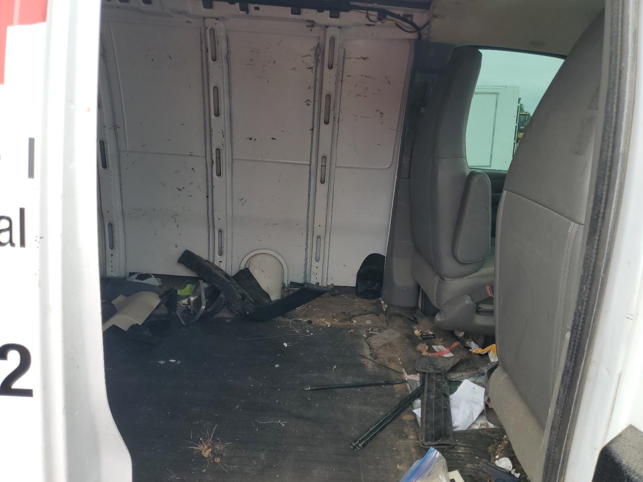 2016 CHEVROLET EXPRESS G3500 photo 10