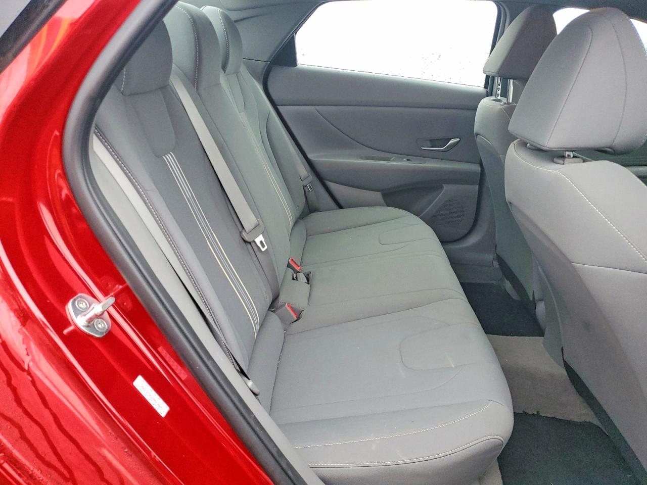 2022 HYUNDAI ELANTRA SEL photo 10