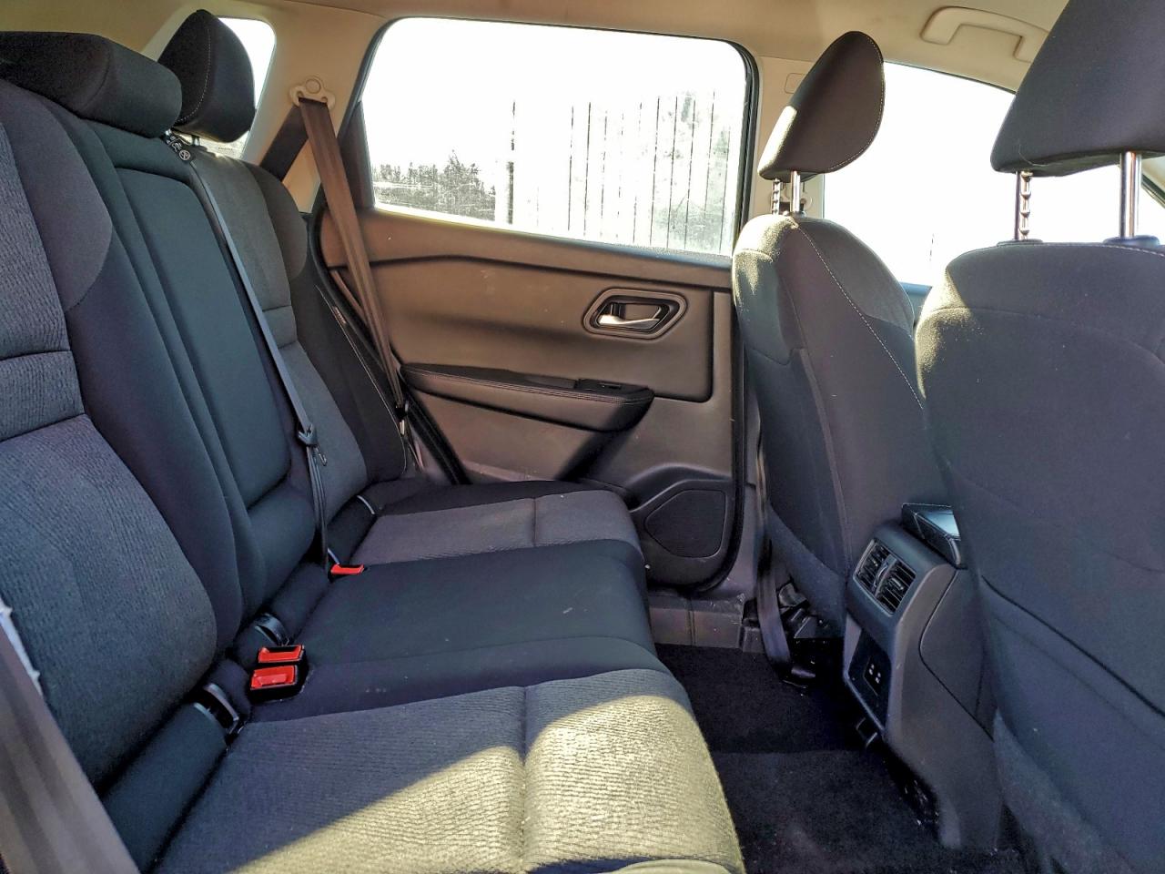 2024 NISSAN ROGUE SV photo 11