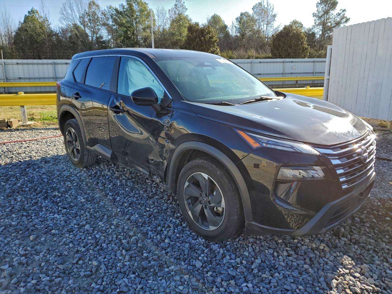 2024 NISSAN ROGUE SV photo 4