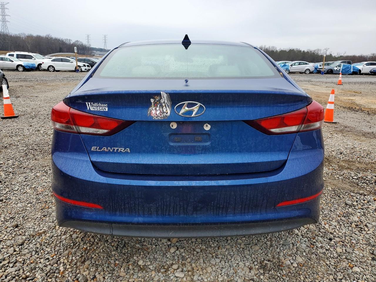 2017 HYUNDAI ELANTRA SE photo 6