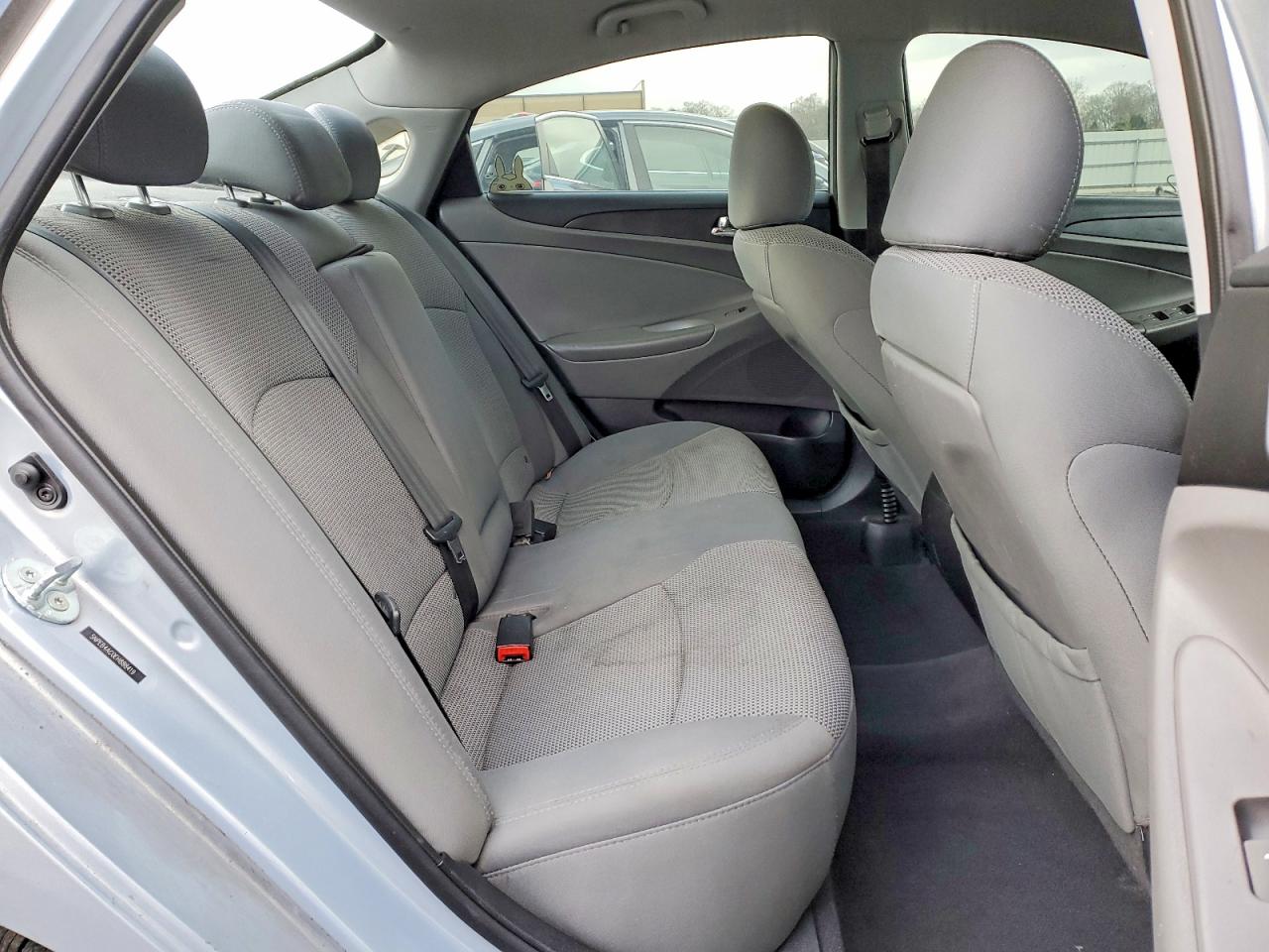 2014 HYUNDAI SONATA GLS photo 10