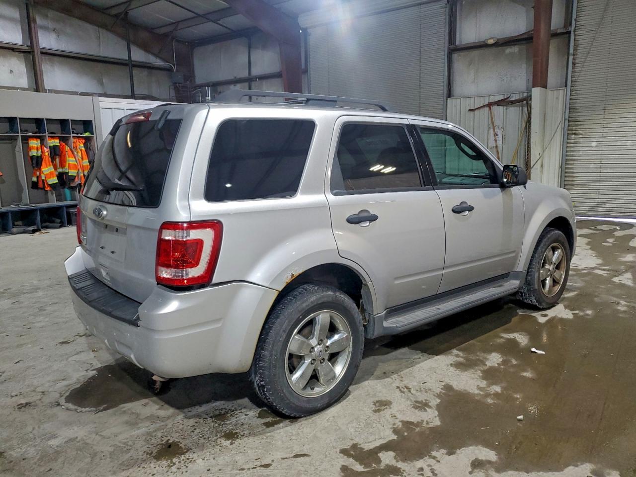 2012 FORD ESCAPE XLT photo 3