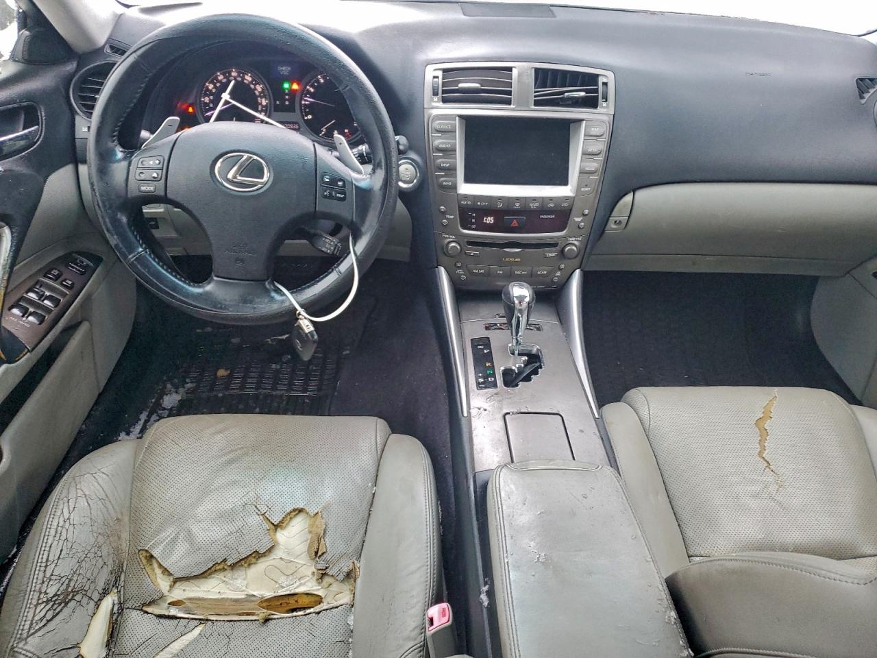 2007 LEXUS IS 250 photo 8