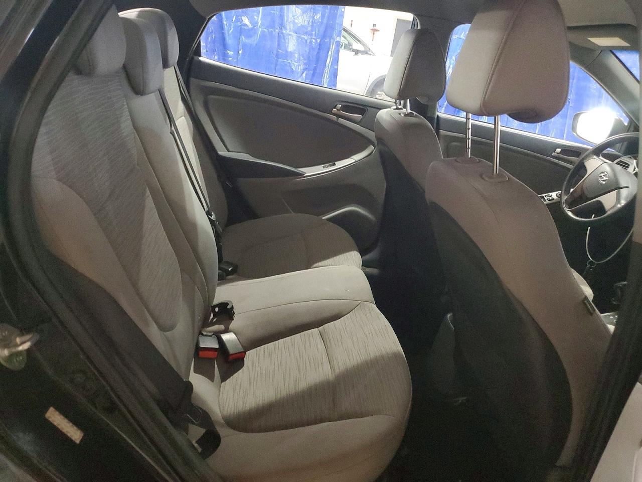 2016 HYUNDAI ACCENT SE photo 10