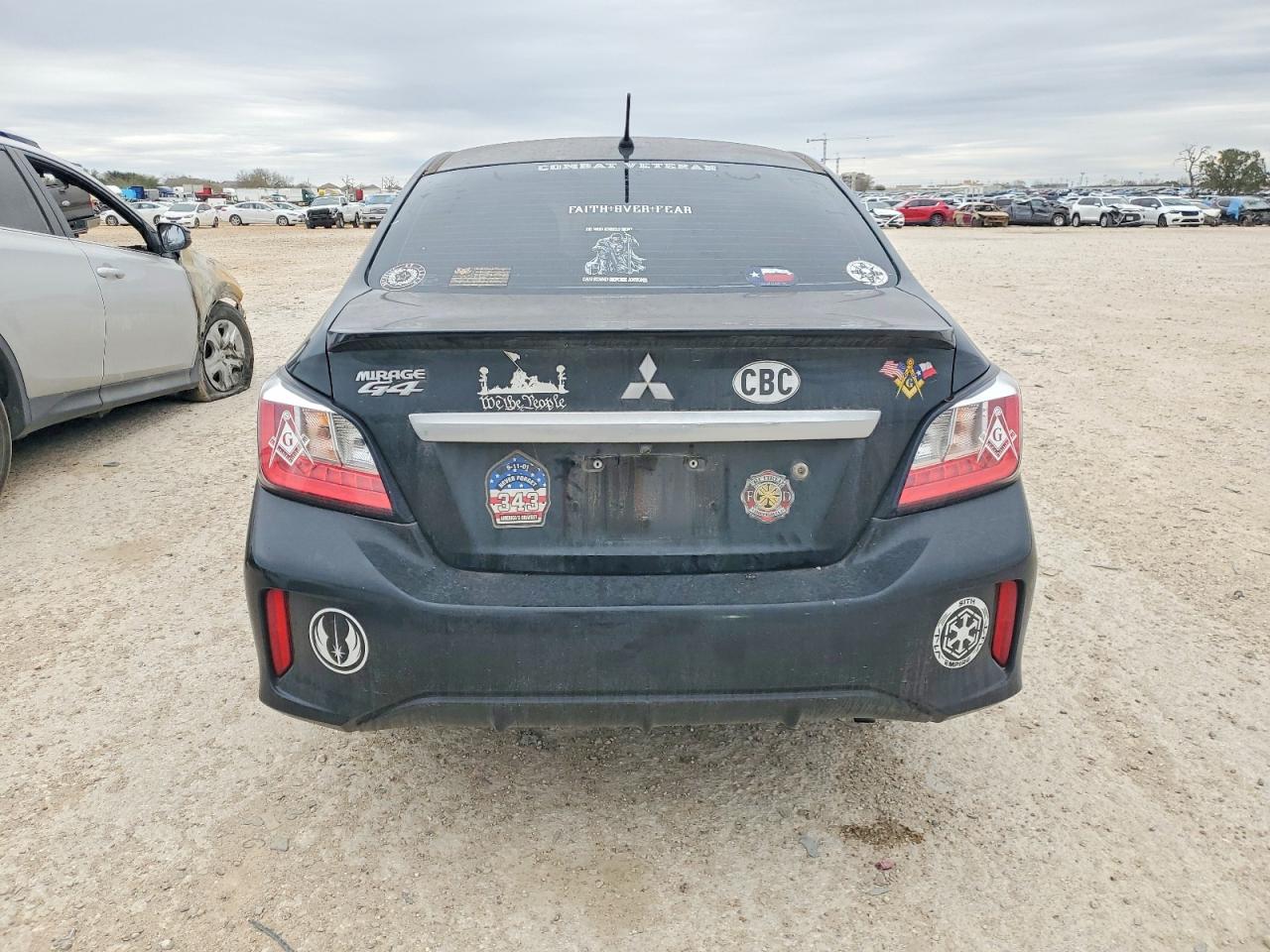2023 MITSUBISHI MIRAGE G4 ES photo 6