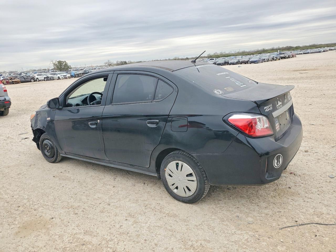 2023 MITSUBISHI MIRAGE G4 ES photo 2