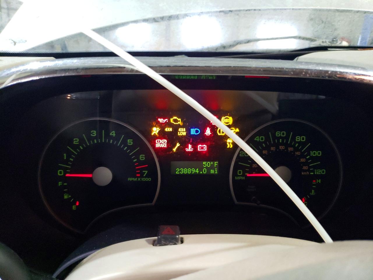 2006 FORD EXPLORER XLT photo 9