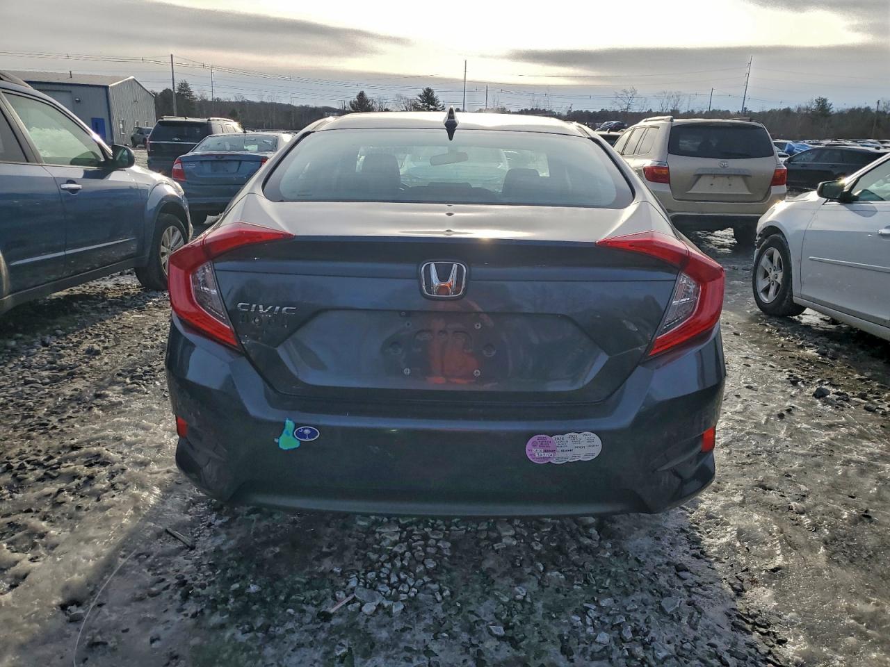 2017 HONDA CIVIC EX photo 6