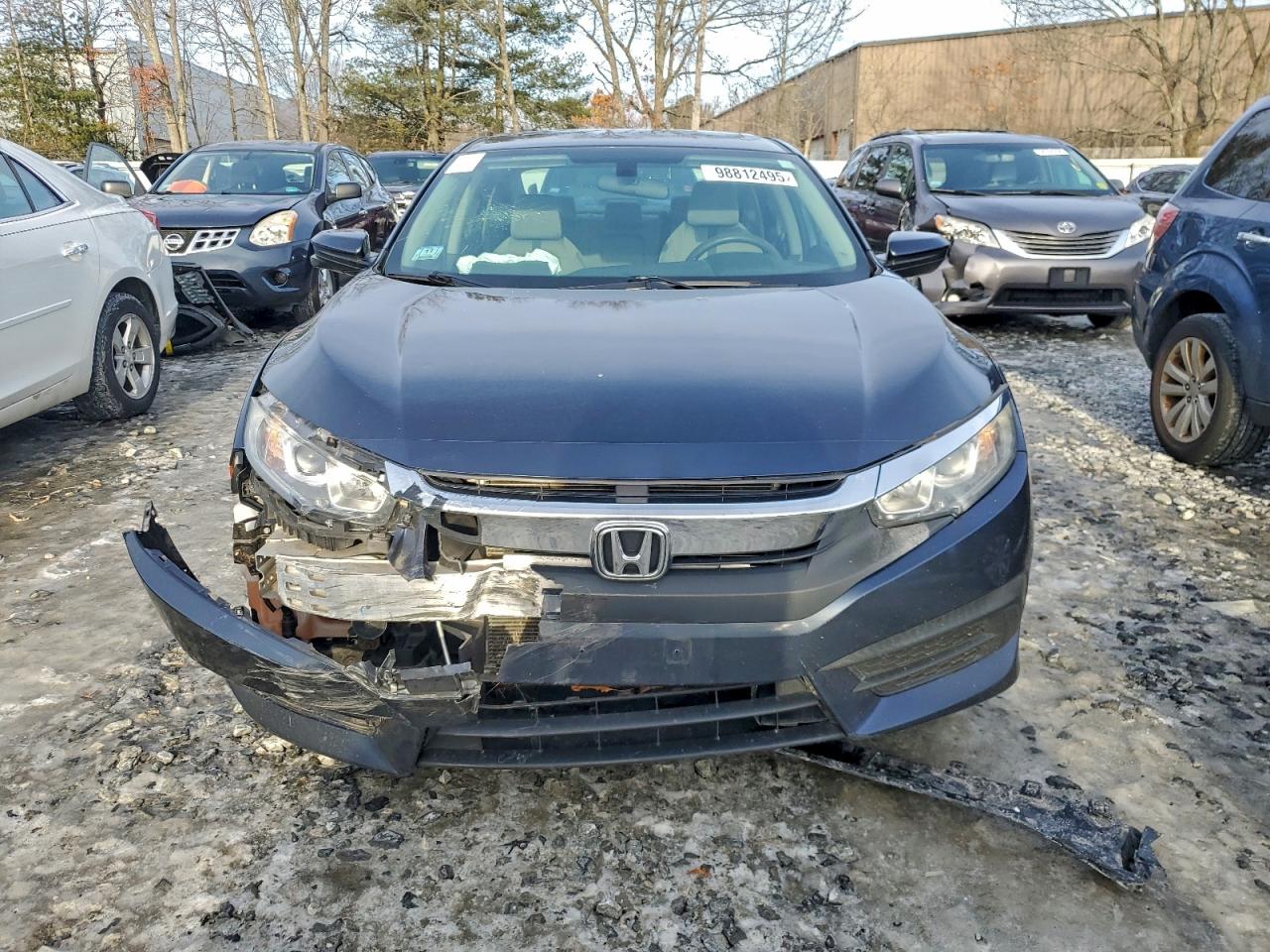 2017 HONDA CIVIC EX photo 5